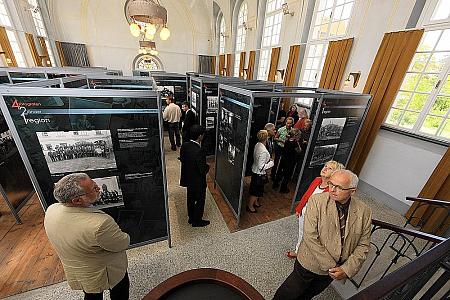 Zemská výstava v Českém Krumově, synagoga 2013, foto: (c) Libor Sváček