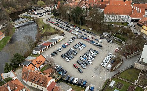 Parkoviště Pod Poštou ,,P2,, (1/4)