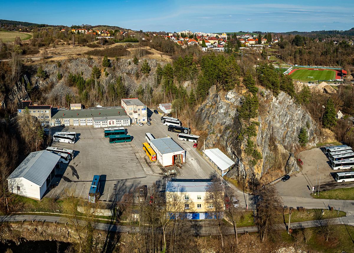 Areál Chvalšinská 242