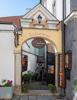 Restaurace BOLERO, Latrán čp. 6
