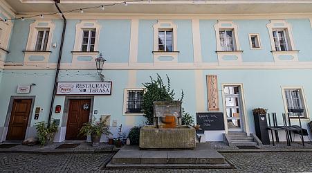 Bistro Klika, Latrán čp. 13