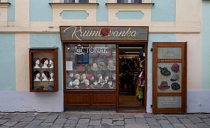Krumlovanka Hats & Bags, Latrán čp. 13